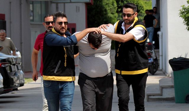 Katil evlat annesini boğazını keserek öldürdü! Cinayetin sebebi ortaya çıktı