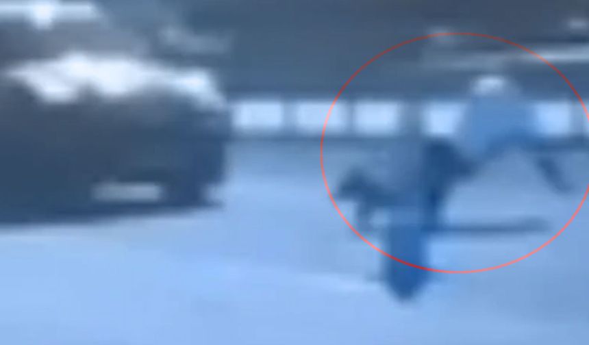 'Dur' ihtarına uymayan sürücü polise böyle çarptı!